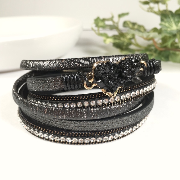 Jewelry - Rhinestone Heart Wrap Bangle Magnet Bracelet